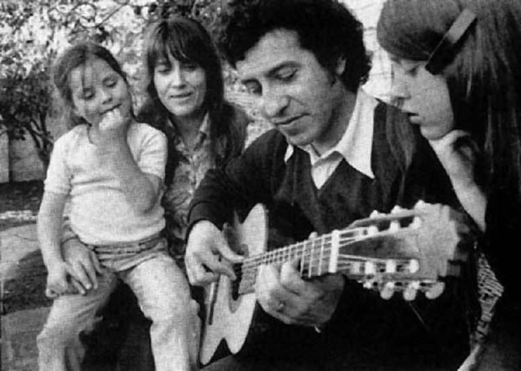 Victor Jara y familia