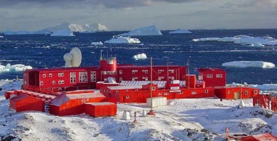 La base chilena Bernardo O'Higgins en la Antártica. Foto: Twitter.
